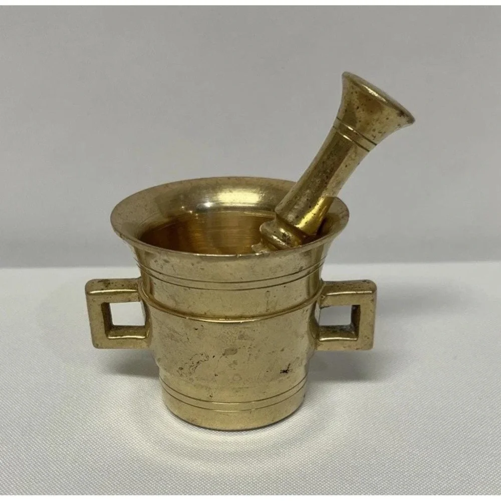 Vintage Heavy Solid Brass Mortar & Pestle Pharmaceutical Apothecary Appx 2.5